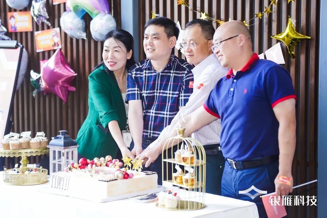 Z6��������ʱ���й������ٷ���վ